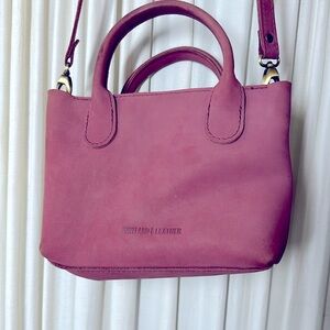 Portland Leather Goods Foxglove Small Raindrop Crossbody with zipper